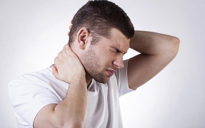 problemas na coluna podem causar dor de cabeca
